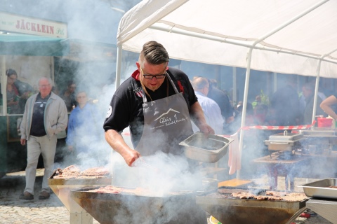 Eventkoch Frank Knöchel an seiner Live-Koch-Station